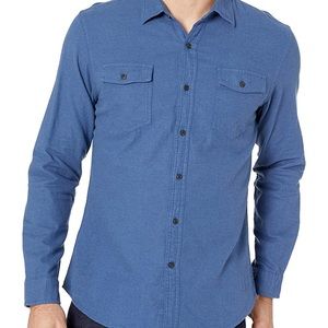 Amazon Essentials Men’s Blue Flannel Button Shirt Medium